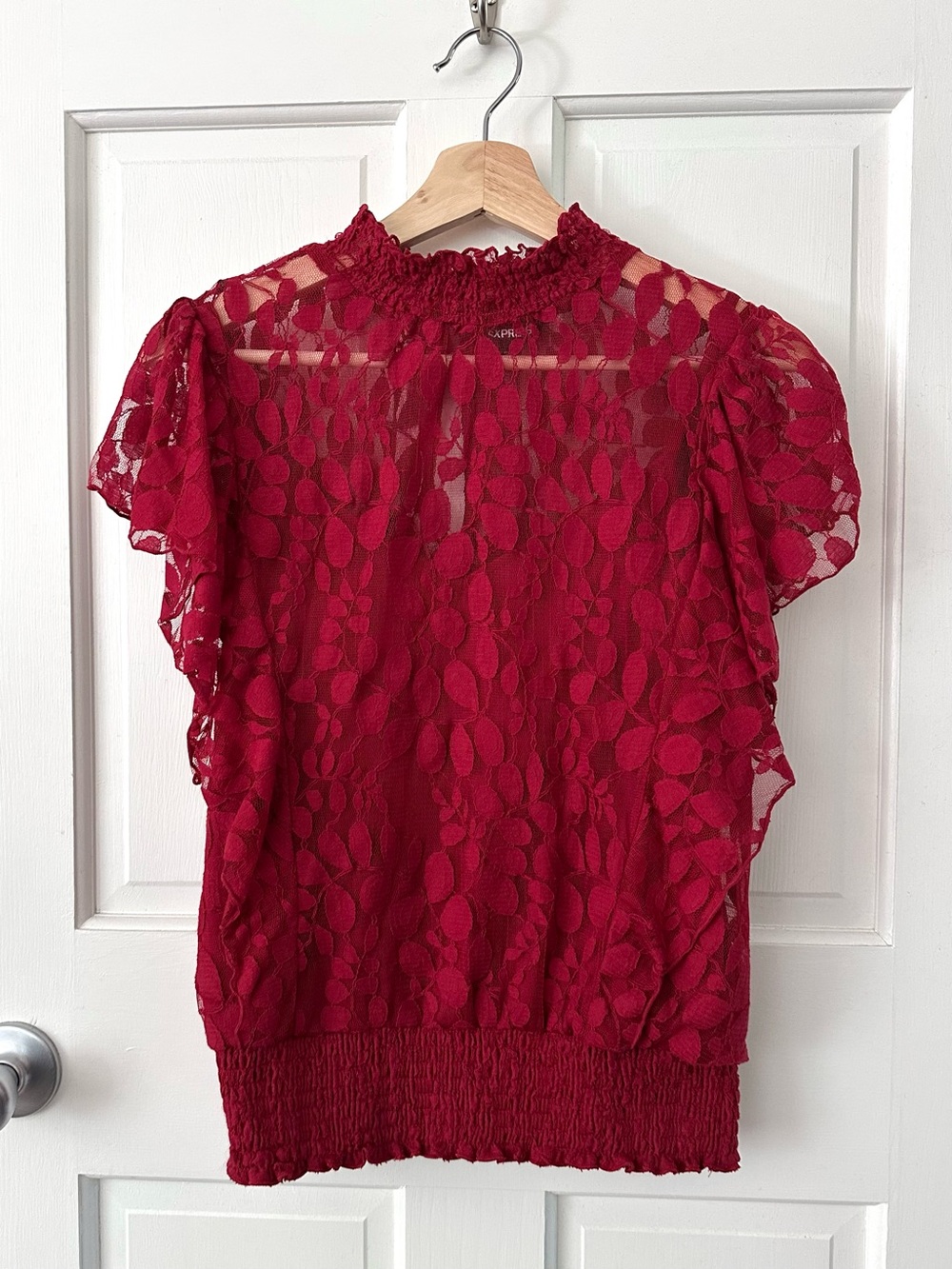 EXPRESS Red Lace Flutter Short-Sleeve Blouse Mock Neck Smocked Hem Size M